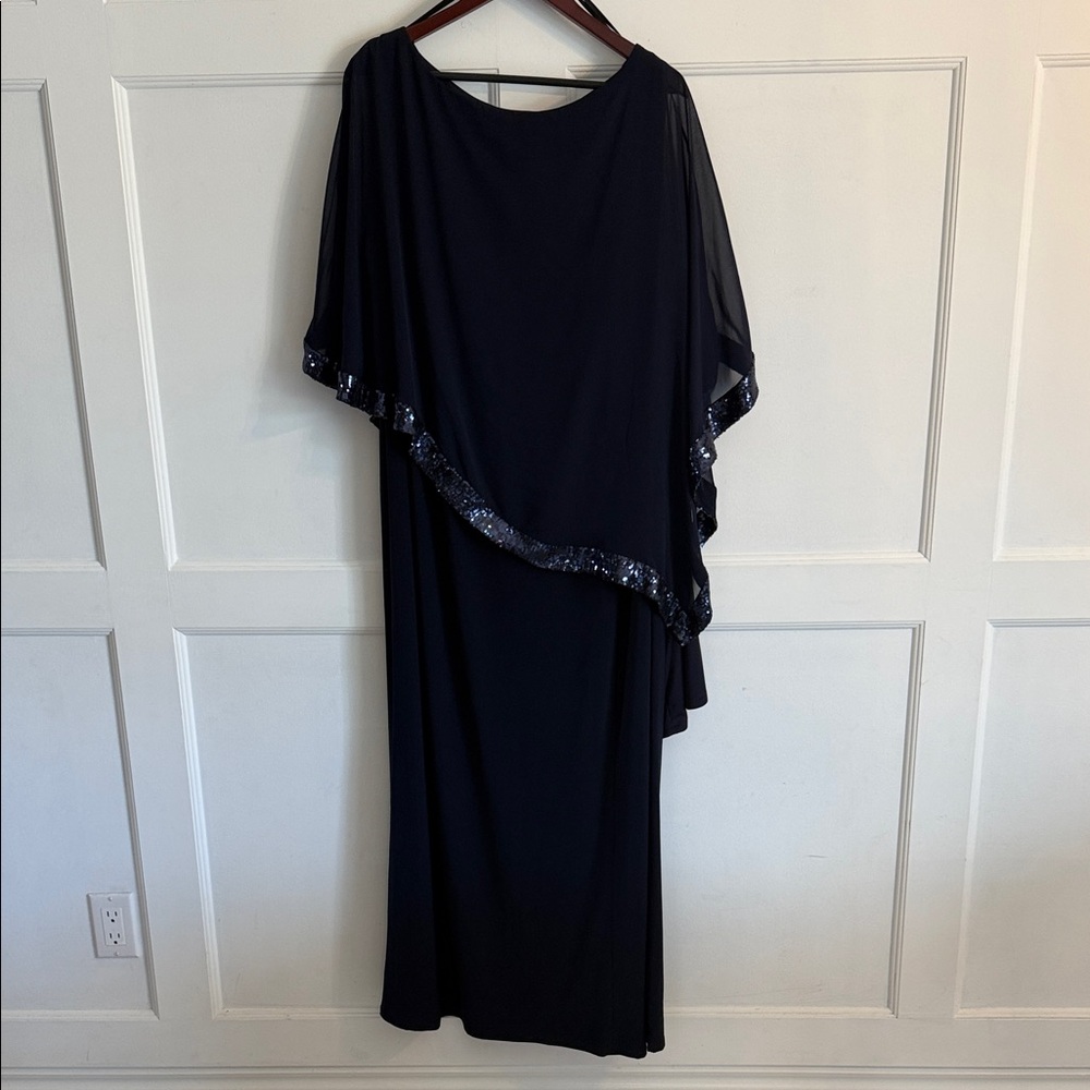 Elegant Navy Evening Dress